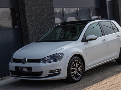 Volkswagen Golf 7 1.4 TSI Allstar Edition | Highline | Pano | Keyless | Camera | Carplay | Cruise | Stuurbediening | Navigatie | 2 X PDC | Spieg