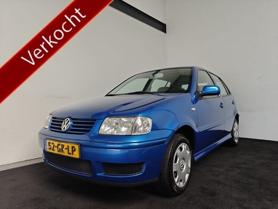 Volkswagen Polo 1.4-16V Trendline 125 dkm. 5-deurs! APK 02-2025