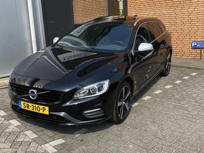 Volvo V60 2.0 T4 Business Sport