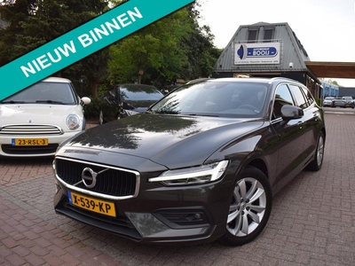 Volvo V60 2.0 T4 Momentum AUTOM/CRUISE/NAVI/AIRCO-ECC/TREKH/CAMERA/XENON/BLUETOOTH/PDC V+A/LMW 17 INCH/STOEL VERW/USB