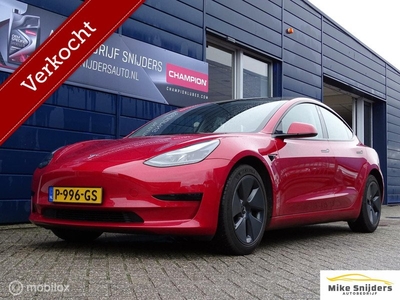 Tesla Model 3RWD Plus in nieuwstaat