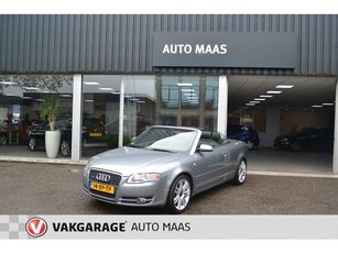 Audi A4 3.2 FSI 188KW CABRIO QUATTRO AUT/ Youngtimer