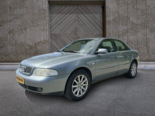 Audi A4 Limousine 1.8 5V Advance