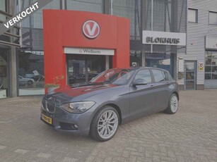 BMW 1 Serie 118i 170pk Executive Sport A/T | Navi | Cruise | Trekhaak VERKOCHT