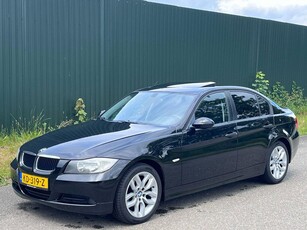 BMW 3-serie 320i Dynamic Executive PANO