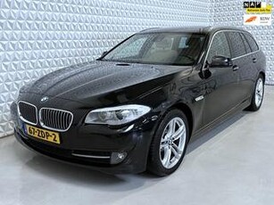 BMW 5-SERIE Touring 520d Panoramadak + Head Up + Navigatie + Xenon