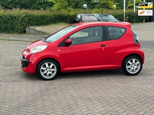 Citroen C1 1.0-12V Séduction,bj.2006,kleur:rood !! NAP met