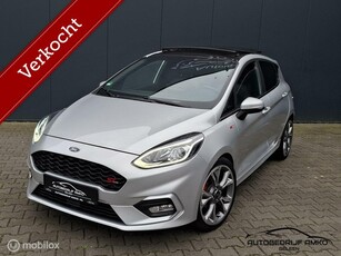 Ford Fiesta 1.0 EcoBoost ST-Line / PANO DAK / LED / LEDER / STOELV. / ENZ.