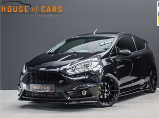 Ford Fiesta 1.6 235pk 365nm koppel ST2 STYLE PACK |stage 2|Armytrix uitlaat + downpipe|18 inch Sparco|Revo|Airtec|navigatie|