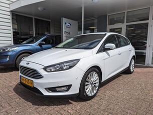 Ford Focus 1.0 EcoBoost Titanium Adv Navi Parking pack Voorruitverwarming 5drs Dealeronderhouden