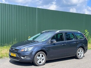 Ford Focus Wagon 1.6 Titanium