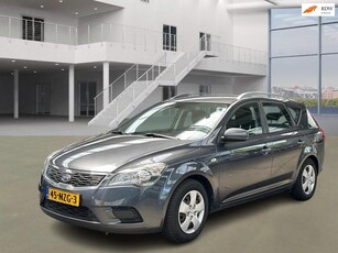 Kia Cee'd 1.4 CVVT X-tra AIRCO TREKHAAK 2 X SLEUTELS