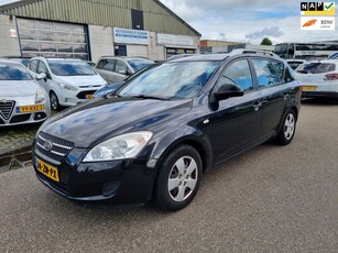 Kia Cee'd Sporty Wagon 1.6 X-tra Airco! Bj:2008 NAP!