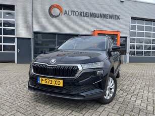 Škoda Karoq 1.0 TSI Business Edition Apple/Android Carplay / Trekhaak wegklapbaar / Electr. achterklep / Keyless / Led verlichting / Parkeer