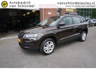 Škoda Karoq 1.5 TSI ACT 150PK STYLE LUXE 35.379KM!!! PANORAMADAK CAMERA STOELVERWARMING ADAPTIEVE CRUISE NAVI ANDROID/APPLECARPLAY CLIMA PDC V+A BLUETOOTH 17INCH LMV ENZ...