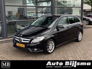 Mercedes B-klasse 200 navi, airco, cruise, trekhaak, sport pakket,