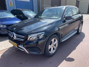 Mercedes-Benz GLC 250 4MATIC Edition 1 bj. 2015 met 68.642km Boekjes aanwezig Originele auto met dealer onderhoud.