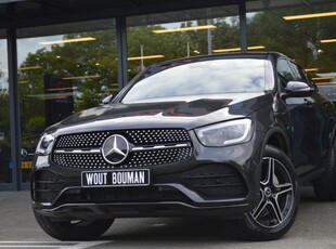 Mercedes-Benz GLC Coupé 300e 4MATIC AMG Led Leder Virtual Sfeer Camera Night Trekh Pdc