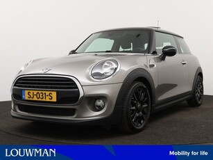 MINI 3 deurs 1.5 Cooper Pepper | Panoramadak | Navigatie | Stoelverwarming | Climate Control | Parkeersensoren |