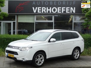 Mitsubishi Outlander 2.0 Intense+ - 7. PERS - AUTOMAAT - XENON - PARK CAMERA - VOL ONDERHOUD !