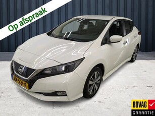 Nissan Leaf Acenta 40 kWh, (Subsidie Mogelijk) (150PK) 1e-Eig, Keurig-Onderh, 12-Mnd-Bovag, NL-Auto, Navigatie/Apple-Carplay/Android-Auto, Keyless-Entry/Start, Achteruitrijcamera, DAB, Adaptive-Cruisecontrol, Stoelverwarming, Lm-Velgen-16Inch, Privacy-Gla