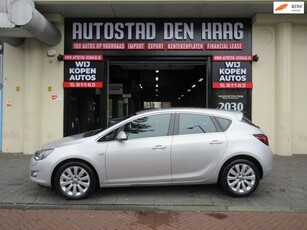 Opel ASTRA 1.6 Sport Automaat Stoel/Stuurverwarming Xenon/Led