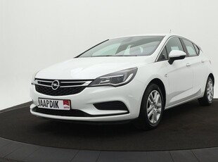 Opel Astra BWJ 2018 / 105 PK 1.0 Turbo Business+ | AIRCO | NAVI | CRUISE | CARPLAY | PDC