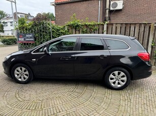 Opel Astra Sports Tourer 1.4 Turbo Edition Dealer