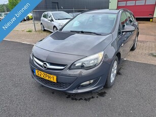 Opel Astra Sports Tourer 1.4 Turbo Rhythm