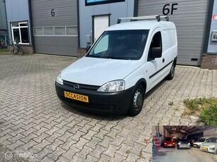 Opel Combo 1.4-16V Comfort 800 kg.