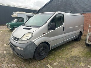 Opel Vivaro 2.5 CDTI L2H1 TREKHAAK/AIRCO MOTOR DEFECT