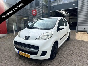 Peugeot 107 1.0-12V XS | 5 Deurs | Airco | Centrale deurvergrendeling |