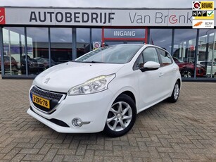 Peugeot 208 1.2 VTi Allure Panoramadak Navigatie