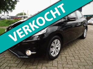 Peugeot 208 1.2 VTi Envy,cr.control,ecc,navigatie