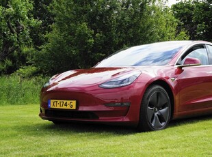 Tesla Model 3 Long Range 75 kWh 466 PK Autopilot Panoramadak