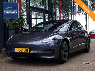 Tesla Model 3 Standard RWD Plus 60 kWh | Navigatie | Parkeersensoren + Camera | Panoramadak