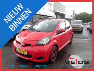 Toyota Aygo 1.0-12V Cool 6 Mnd garantie