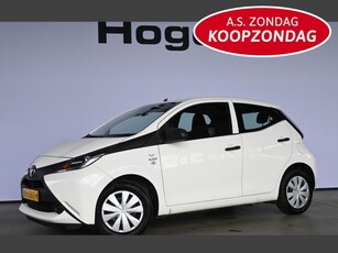 Toyota Aygo 1.0 VVT-i x-now BTW 1e Eigenaar Airco LED Dealer Onderhouden! Inruil Mogelijk!