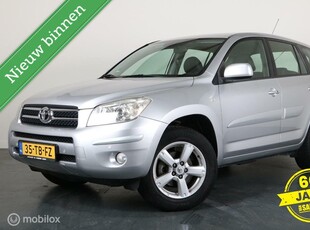 Toyota RAV4 2.0 VVTi Executive - AUTOMAAT - NAVI