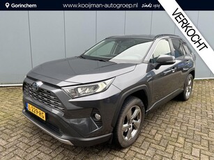 Toyota RAV4 2.5 Hybrid AWD Dynamic | 1e Eigenaar | Nieuw Geleverd | BTW'er | Dealer onderhouden | Trekhaak | 1.650 Trekgewicht | Nederlandse Auto |