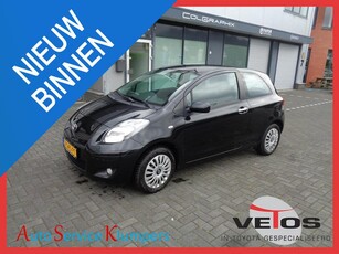 Toyota Yaris 1.0 VVTi Acces