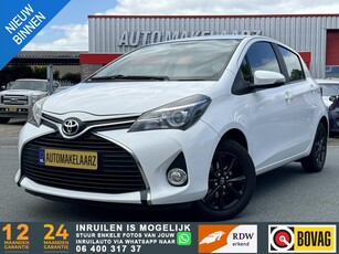 Toyota Yaris 1.3 VVT-i Style CAM NAVI AC RIJKLAAR ZGAN!