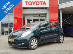 Toyota Yaris 1.3 VVTi Sol TREKHAAK AIRCO EL-RAMEN 5-DRS NL-AUTO CENTR. VERGR. + AFST