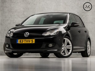 Volkswagen Golf 1.4 TSI R-Line Sport Automaat (NAVIGATIE, CAMERA, XENON, DYNAUDIO, GETINT GLAS, SPORTSTOELEN, ALCANTARA, LM VELGEN, ZWART HEMEL, PARKEERSENSOREN, CRUISE CONTROL, NIEUWSTAAT)