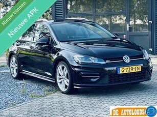 Volkswagen GOLF 1.5 TSI Highline R-Line ACC Massagestoel VOL