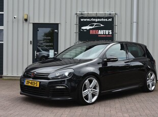 Volkswagen Golf 2.0 R 4-Motion. Zeer nette auto!! 19 Inch!