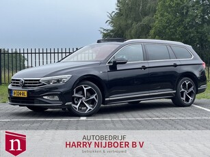 Volkswagen Passat Variant 1.5 TSI Elegance Business R Panodak / Leer / Navi / Trekhaak / Adapt. Cruise / LED