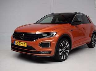 Volkswagen T-Roc 1.5 TSI 3x R-LINE DSG ORG.NED / VIRTUAL / 19INCH / SFEERVERLICHTING / NAP / BTW