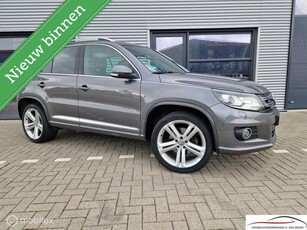 Volkswagen Tiguan 1.4 TSI R-Line SCHUIFKANTELDAK XENON LEDER