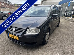 Volkswagen Touran 1.6 Athene 7 pers! bak maakt geluid!!